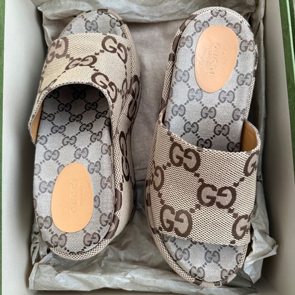 Gucci Platform Sandals - Picture 3 of 3